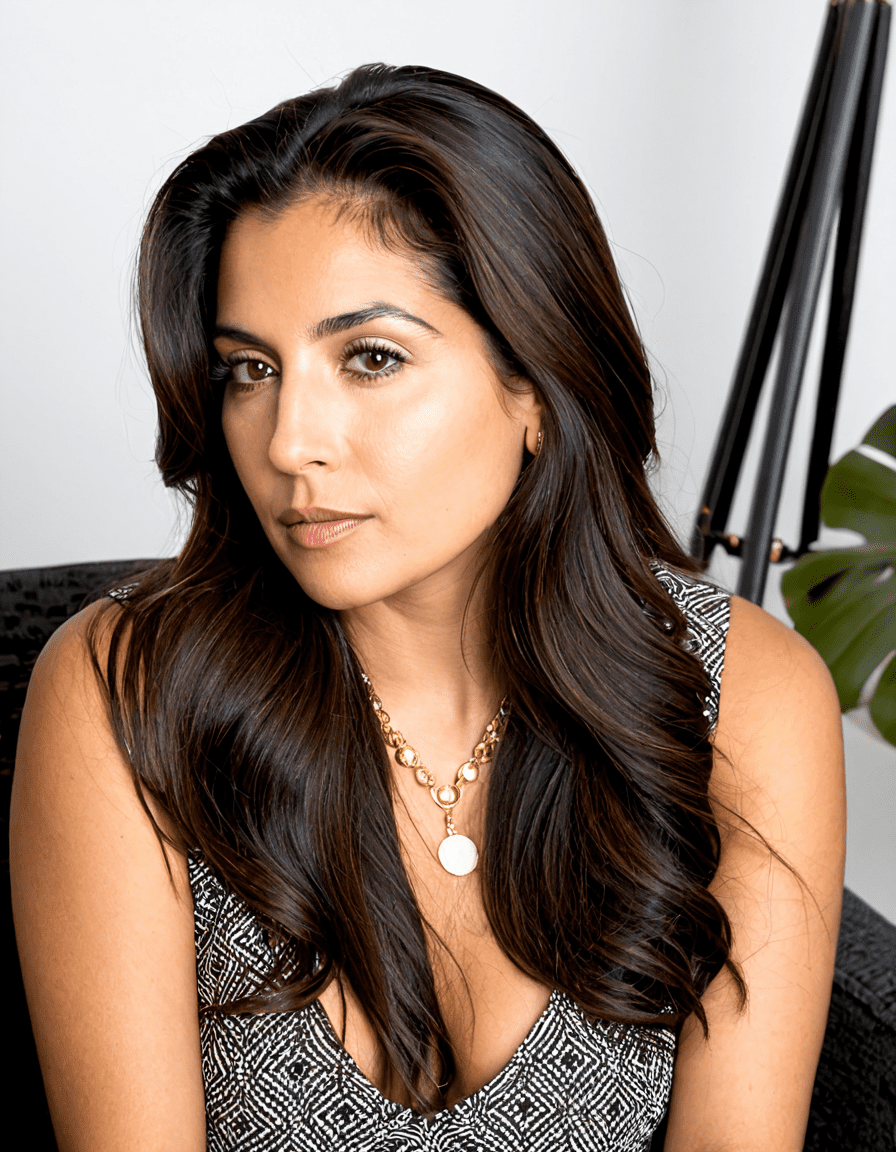 Best Sonia Mena