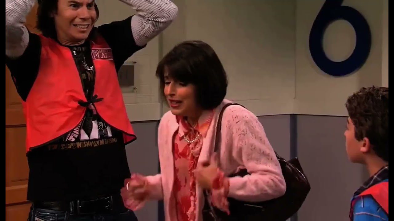 Lara Jill Miller on Icarly